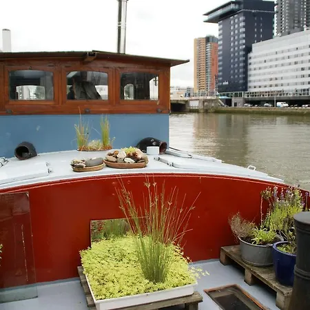 Apartment Boat & Breakfast Veinard